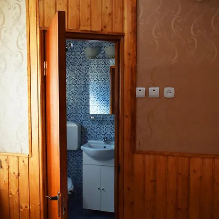 Båthotell Plutitor Carpatia St. Constantin 3*